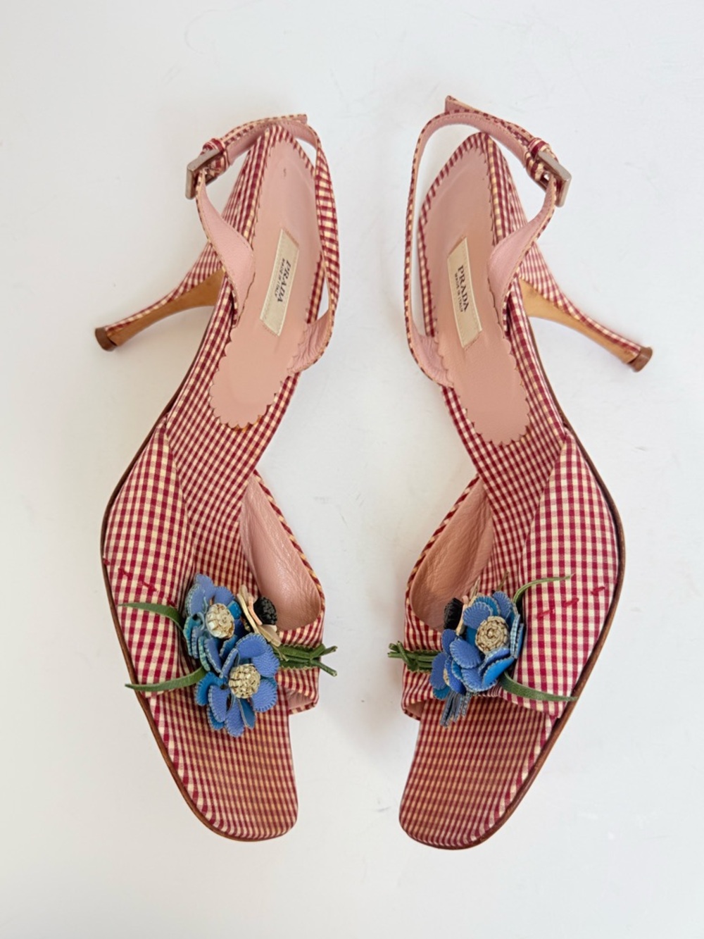 Prada Vintage 2000s Gingham Floral Appliqué Slingback Heels 37.5 Red Kitten Heel - Picture 4 of 10